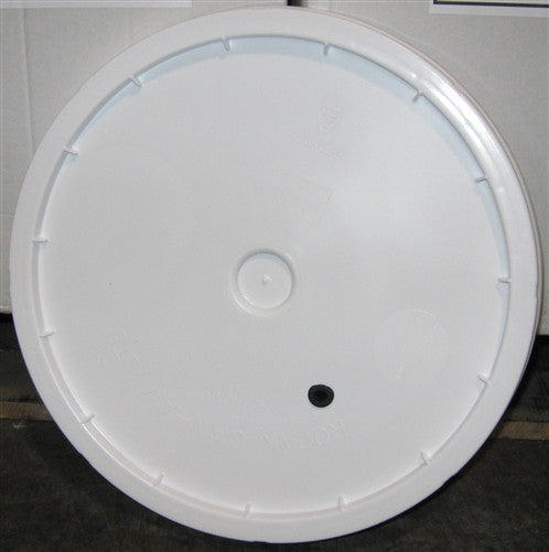 Fermenting Bucket Lid with Hole and Grommet for 7.8 and 7.9 Gallon  Fermenting Buckets